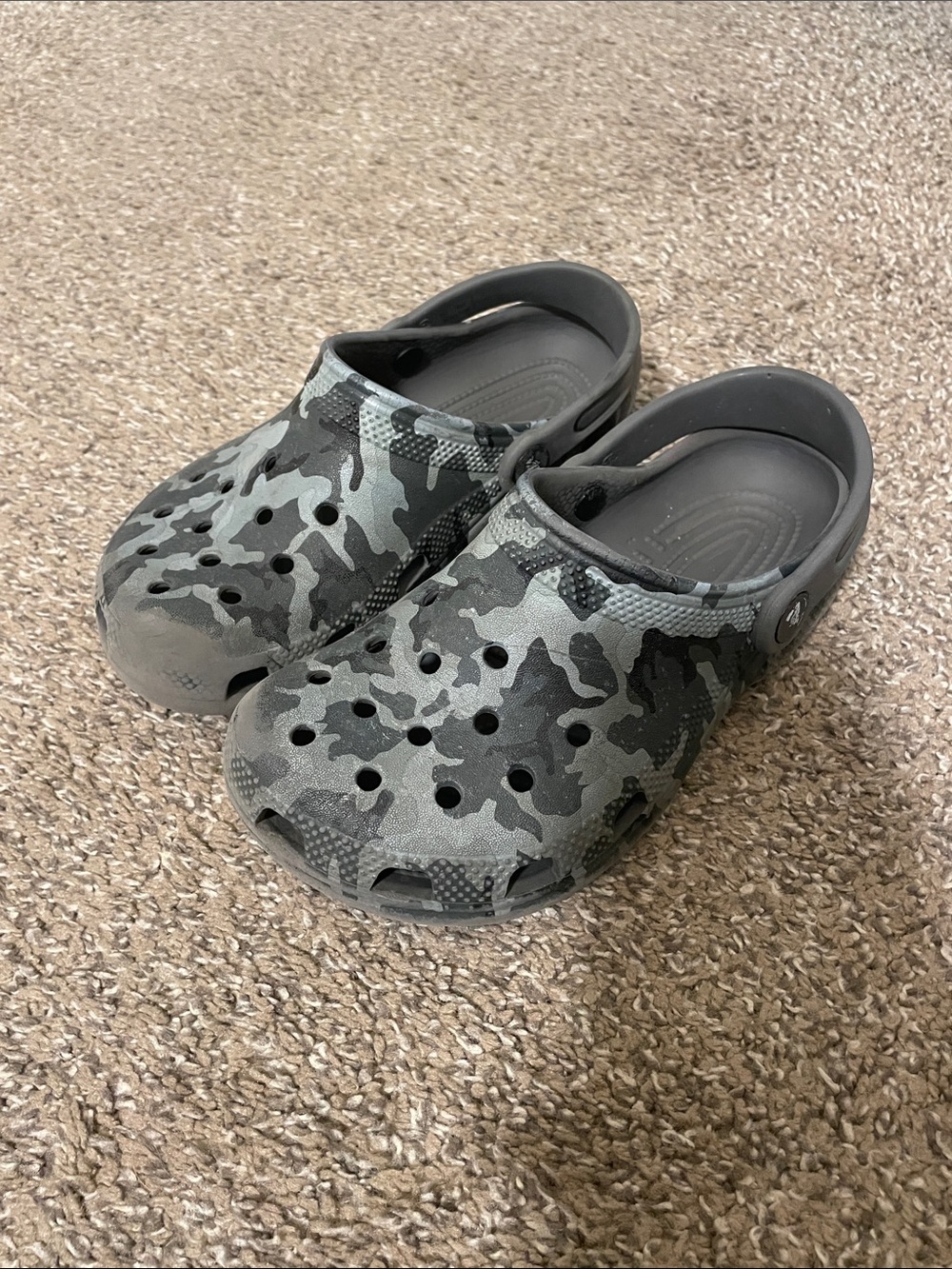Kids Camo Comfort Slip-On Clogs - Gray